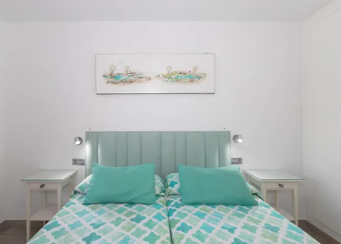 Ronda Del Mar 푸엔히롤라